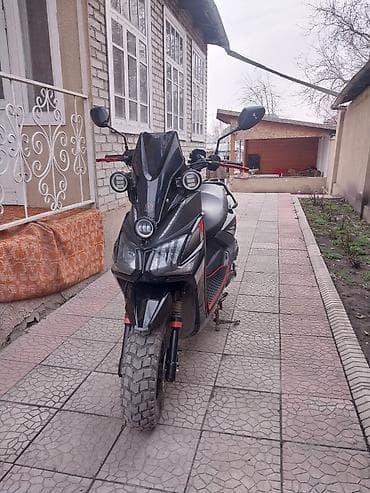 скутер электр: Скутер-эндуро 125–150 см³ (вариатор) - Агрессивный дизайн с высоким — 1