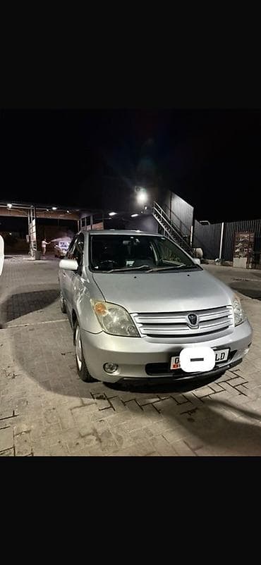 Toyota Ist: 2002 г., 1.3 л, Автомат, Бензин, Хэтчбэк
