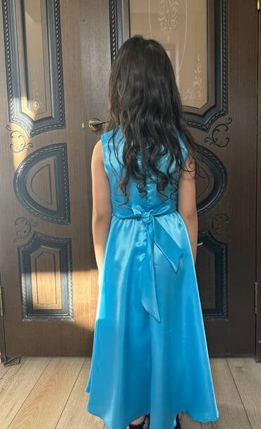 платье из атласа: Детское платье, цвет - Голубой — 2