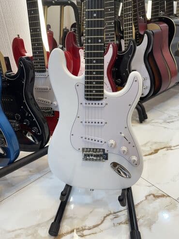 Гитаралар: Электрогитара новая, стратокастер, ST, Stratocaster. Все в наличии В — 6