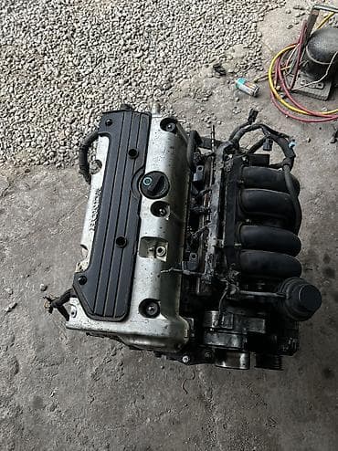 Бензиновый мотор Honda 2005 г., 2 л, Б/у, Оригинал, Япония — 1