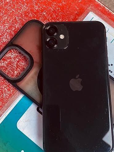 apple macbook pro 13: IPhone 11, Б/у, 128 ГБ, Черный, Чехол, 74 % — 1