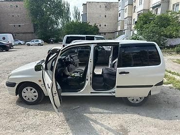 кондидер: Toyota Raum: 2000 г., 1.5 л, Автомат, Бензин, Минивэн — 4