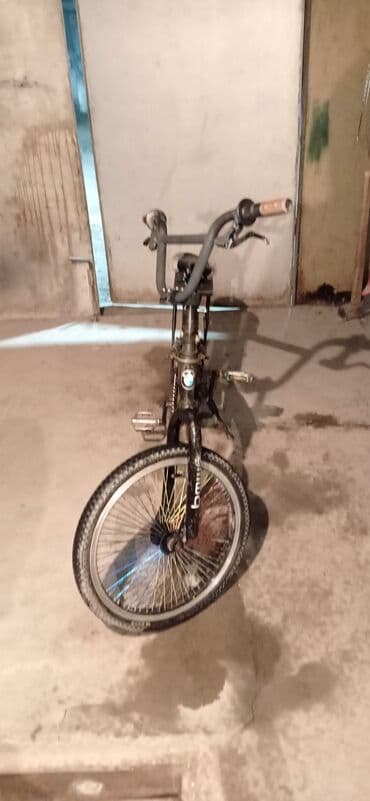 коробка на виш: BMX велосипед, Рама M (156 - 178 см), Б/у — 3