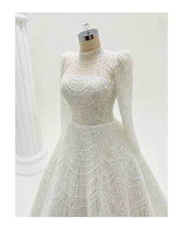 свадебное платье в стиле прованс: Свадебное платье, Со шлейфом, Атлас, Пышное, Кружево, Б/у — 25