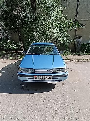 Mazda 626: 1989 г., 2 л, Механика, Дизель, Седан