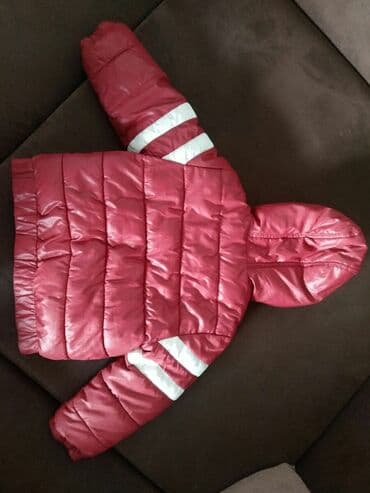 куртка рубашка: Зимняя двухсторонняя куртка б.у. Джинса/Болонья. На 3-4 года, рост 100 — 2