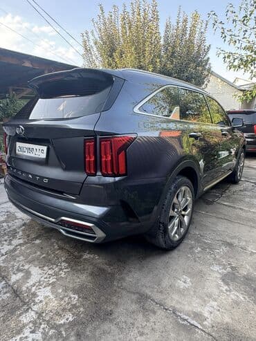 срочно продаю в связи с переездом: Kia Sorento: 2021 г., 2.2 л, Автомат, Дизель — 2