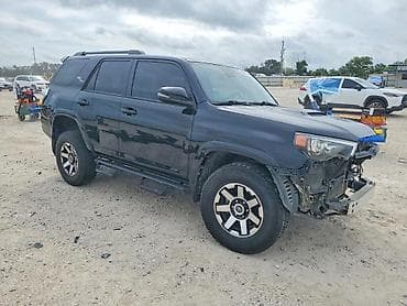 Toyota 4Runner: 2020 г., 4 л, Автомат, Бензин — 2