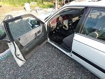 только обмен авто: Mazda 626: 1988 г., 2 л, Механика, Бензин, Хэтчбэк — 10