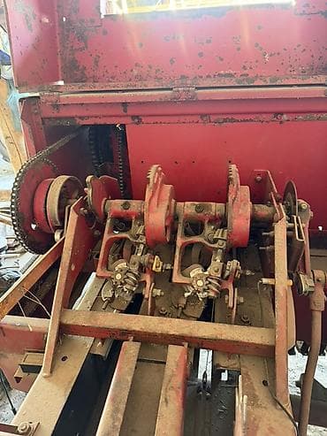 Транспорт: Пресс-подборщик тюковый New Holland - Тип: прицепной тюковый — 8