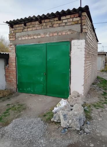 участок кара балта: 30 м², Кирпичный | Смотровая яма, Охрана, Подвал, погреб — 3