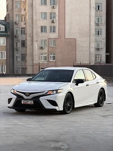 Toyota Camry: 2019 г., 2.5 л, Автомат, Бензин, Седан