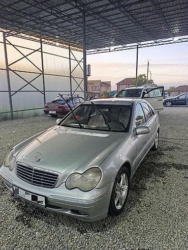 Mercedes-Benz C-Class: 2001 г., 2.6 л, Автомат, Бензин, Седан — 1
