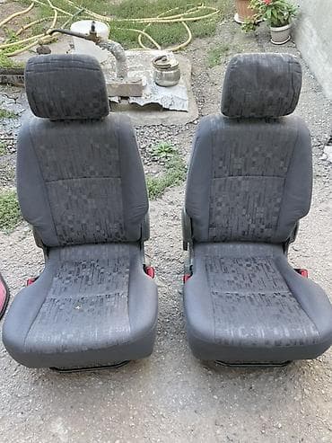 Салондун тетиктери: 4 штуки задние сидения от Тойота Превия в хорошем состоянии Адрес — 1