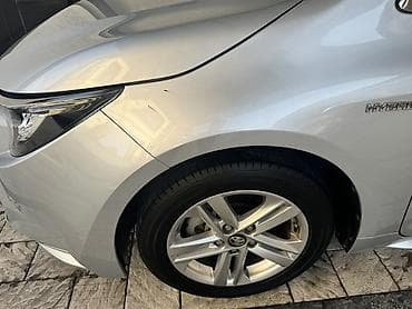 coroll: Toyota Corolla: 2020 г., 1.8 л, Вариатор, Гибрид, Седан — 2