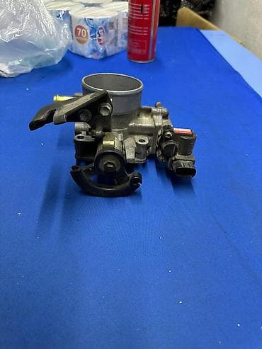 Автозапчасти: Дроссельная заслонка Toyota 2003 г., Б/у, Оригинал, Япония — 3