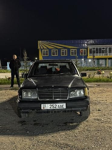 5: Mercedes-Benz W124: 1991 г., 2 л, Механика, Бензин, Седан — 4