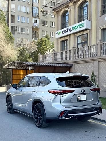 tayota progres: Toyota Highlander: 2023 г., 2.4 л, Автомат, Бензин, Кроссовер — 6