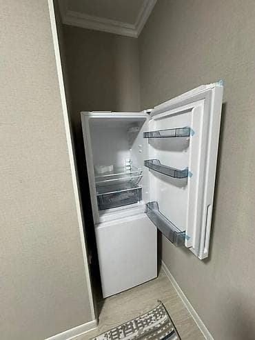 Кыймылсыз мүлк: 1 бөлмө, Кыймылсыз мүлк агенттиги, Чогуу жашоосу жок, Толугу менен эмереги бар — 4