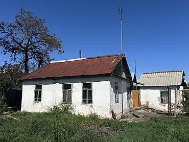 дача квартира: Дом с участком. - Тип: одноэтажный частный дом с двускатной крышей и — 9