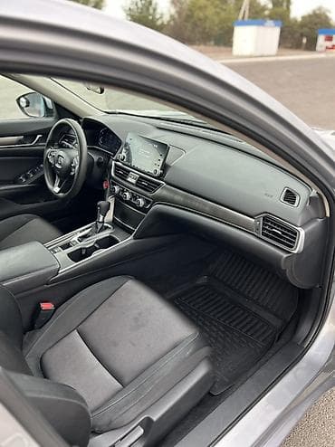 хундаи кона: Honda Accord: 2018 г., 1.5 л, Вариатор, Бензин, Седан — 10