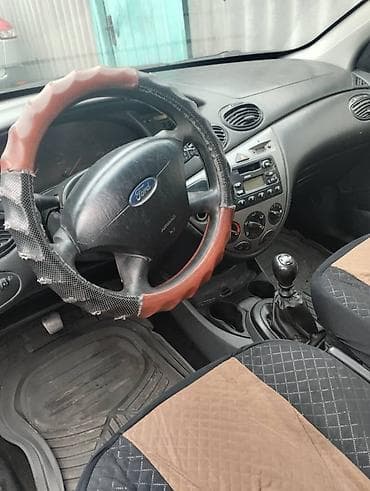 mazda 2: Ford Focus: 2002 г., 1.8 л, Ручные, Бензин, Хэтчбэк — 10