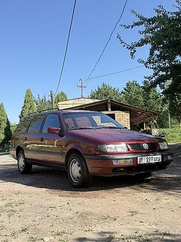 араба ош: Volkswagen Passat Variant: 1994 г., 1.8 л, Механика, Бензин, Универсал — 4