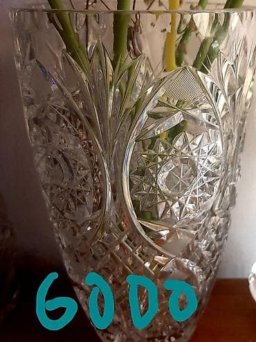Набор гранёных ваз из прозрачного хрусталя/стекла с глубоким алмазным at lalafo.kg Набор гранёных ваз из прозрачного хрусталя/стекла с глубоким алмазным