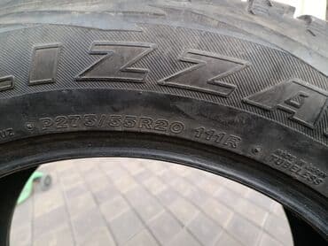 шина на ниве: Шины 275 / 50 / R 20, Зима, Б/у, Комплект, Внедорожные (АТ/МТ), Япония, Bridgestone — 5