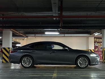 Lexus: Lexus ES: 2019 г., 2.5 л, Вариатор, Гибрид, Седан — 3