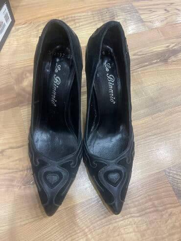 обувь ручной работы бишкек: Продаю туфли на каблуках 
Каблук 7см
Размер 37
Кожаные — 1