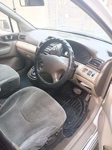 мисубиси авто: Mitsubishi Chariot: 1998 г., 2.4 л, Автомат, Бензин, Минивэн — 2