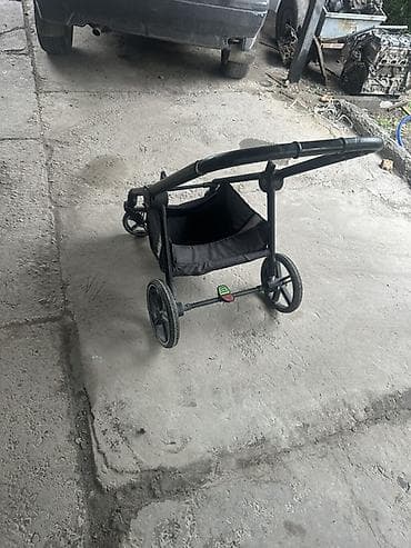 коляска с люлькой: Прогулочная коляска-трансформер, чёрная - Универсальная конструкция — 6