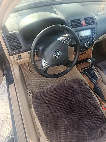 Honda Accord: 2004 г., 2 л, Автомат, Бензин, Седан — 5