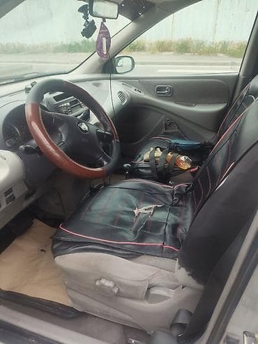чехии: Nissan Almera Tino: 2002 г., 2 л, Автомат, Бензин, Хэтчбэк — 1