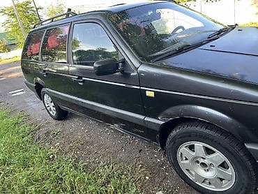 Volkswagen: Volkswagen Passat Variant: 1990 г., 1.8 л, Механика, Бензин, Универсал — 3