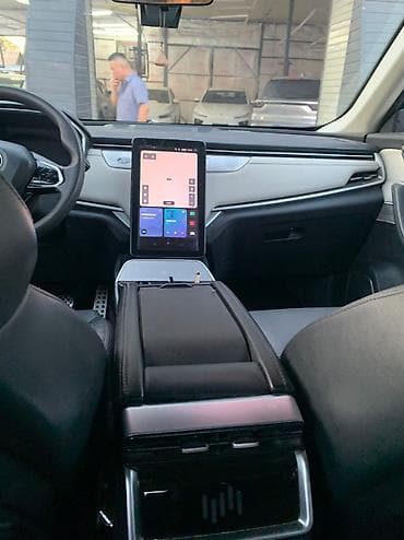 сденья: Weltmeister EX5, 2021 г., 65000 км, Передний, В наличии — 5