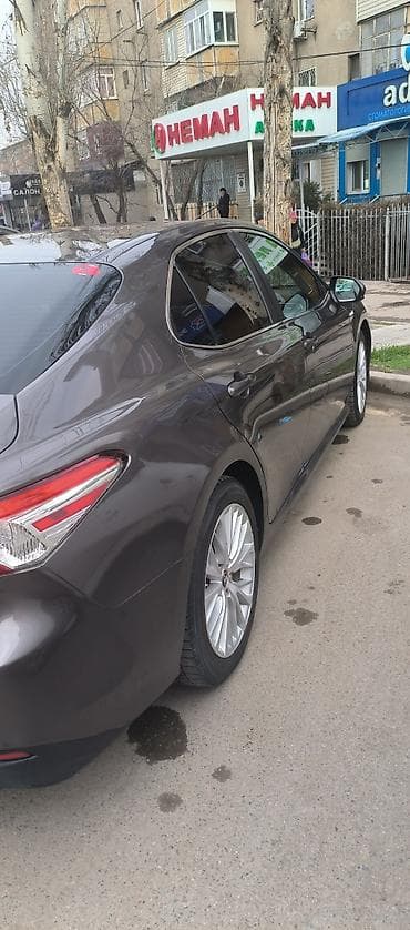 таета камри гибрид: Toyota Camry: 2019 г., 2.5 л, Автомат, Гибрид, Седан — 8