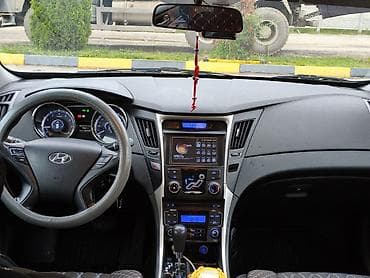infinity fx: Hyundai Sonata: 2011 г., 2 л, Автомат, Газ, Седан — 2