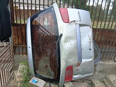 mazda d: Крышка багажника Mazda, Оригинал — 1