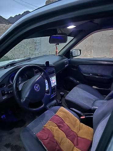 2 8: Daewoo Nexia: 2013 г., 1.5 л, Механика, Газ, Седан — 4