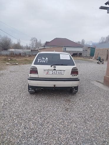 Продажа авто: Volkswagen Golf: 1992 г., 1.8 л, Ручные, Бензин, Хэтчбэк — 4