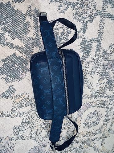 Классические сумки: Классическая сумка, Louis Vuitton, Материал: Натуральная кожа, Застежка на молнии, Мужские — 1