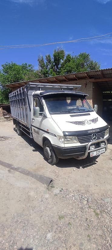 Грузовик, Mercedes-Benz, 4 т, Б/у