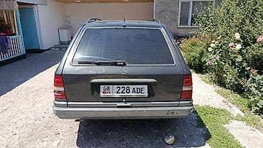 Продажа авто: Mercedes-Benz W124: 1993 г., 2.8 л, Автомат, Бензин, Универсал — 9