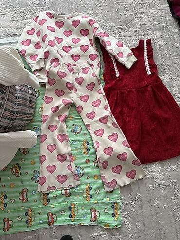 детское ххх: Детская одежда набором Состав: - Костюм для девочки Barbie: свитшот и — 1