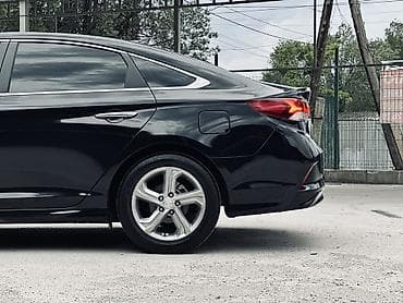Hyundai Sonata: 2019 г., 2 л, Автомат, Бензин, Седан — 4