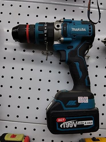 макита: Аккумуляторная дрель-шуруповерт Makita (серия XGT) - Бесщеточный — 1