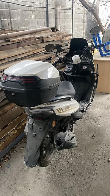 mitsubishi lancer 2005: Скутер BARS (макси-скутер) - Кузов: белый с черными элементами — 2